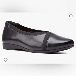 Clarks Un Darcy Ease NWT - Size 10 (Black Leather)
